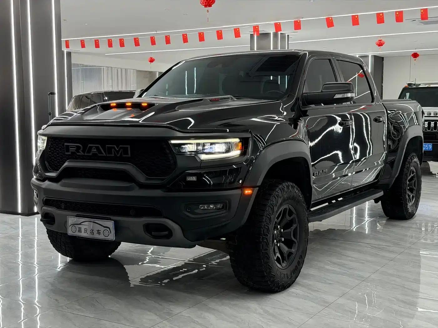 RAM Trucks Tyrannosaurus Rex 2023 6.2T Automatic — миниатюра 3