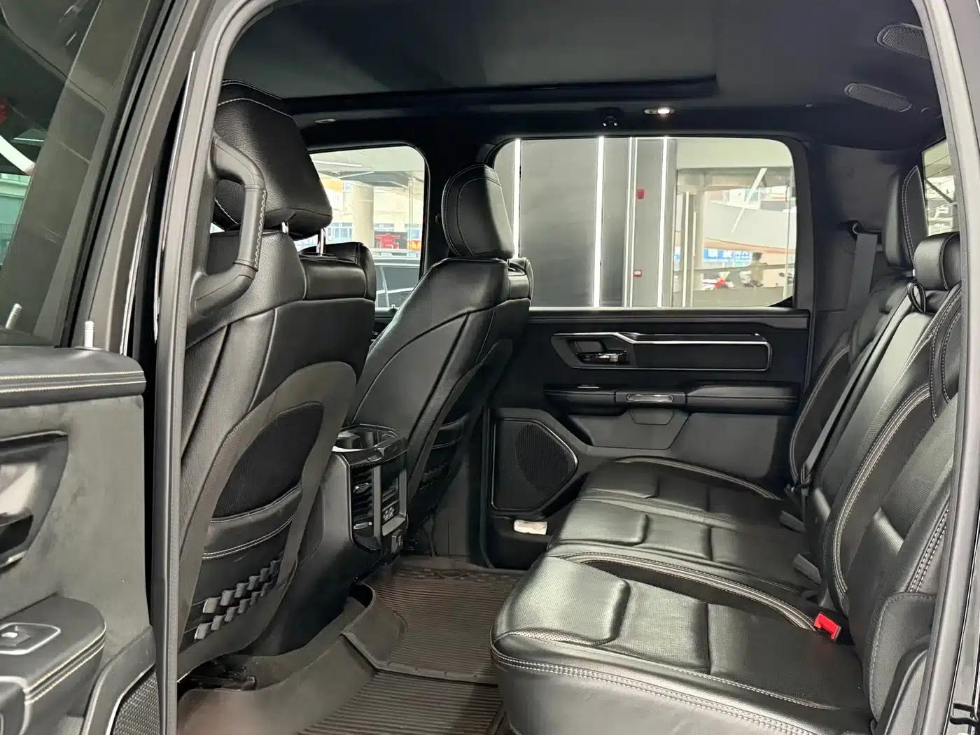 RAM Trucks Tyrannosaurus Rex 2023 6.2T Automatic — миниатюра 7