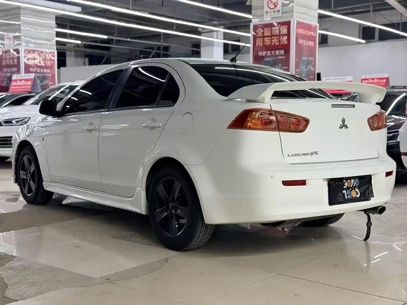 Lancer EX 2010 Fashion Edition 1.8L CVT Luxury — миниатюра 7