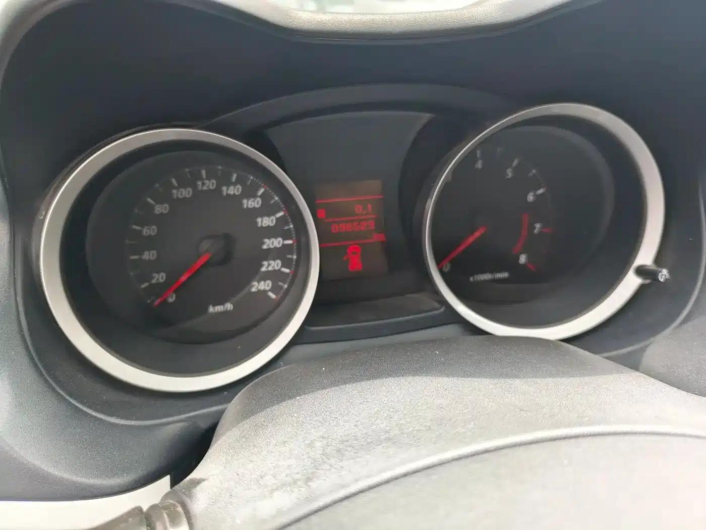 Lancer EX 2016 1.8L Manual Black and White Reissue — миниатюра 9