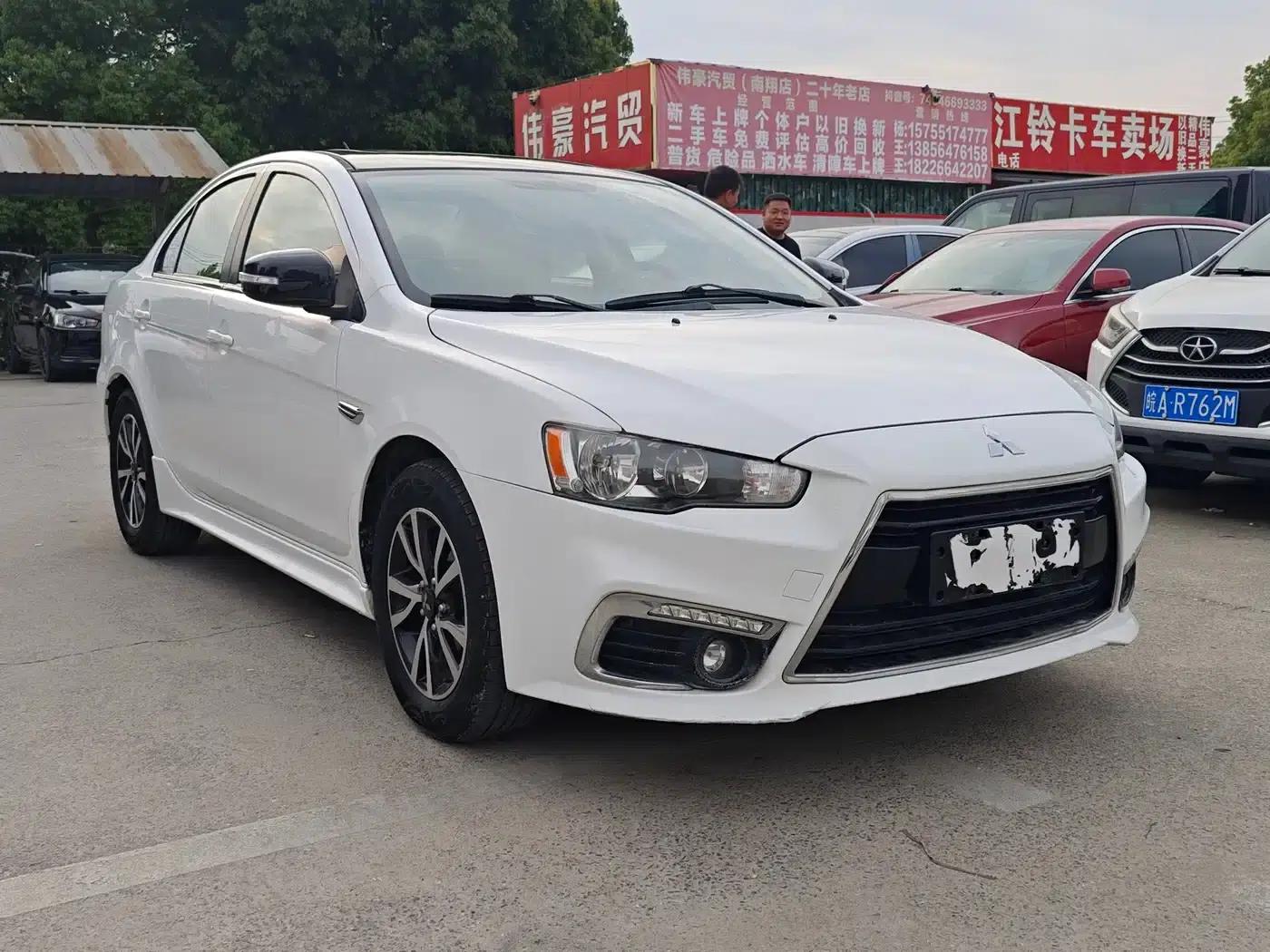 Lancer EX 2016 1.8L Manual Black and White Reissue — миниатюра 3