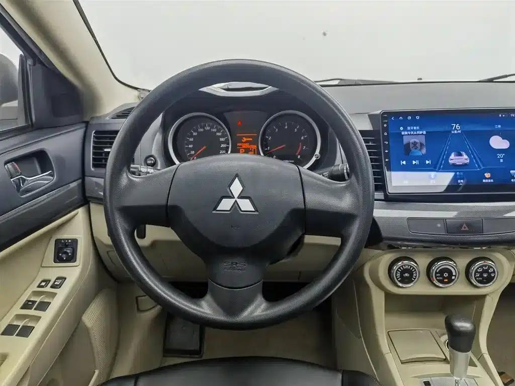 Lancer EX 2012 Lunar New Year Edition 1.8L CVT Comfort — миниатюра 11