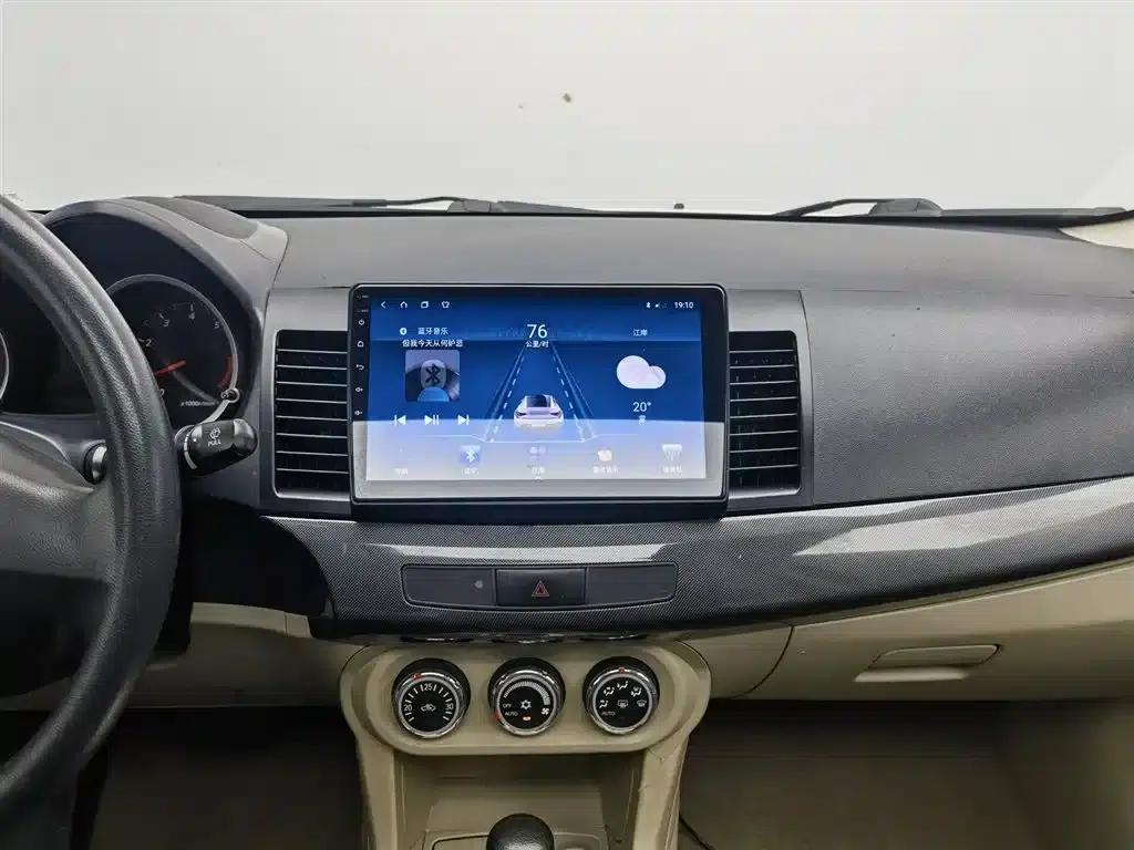 Lancer EX 2012 Lunar New Year Edition 1.8L CVT Comfort — миниатюра 12