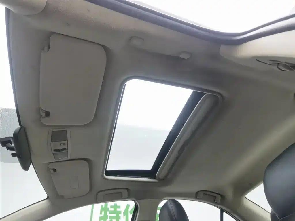 Lancer EX 2012 Lunar New Year Edition 1.8L CVT Comfort — миниатюра 14