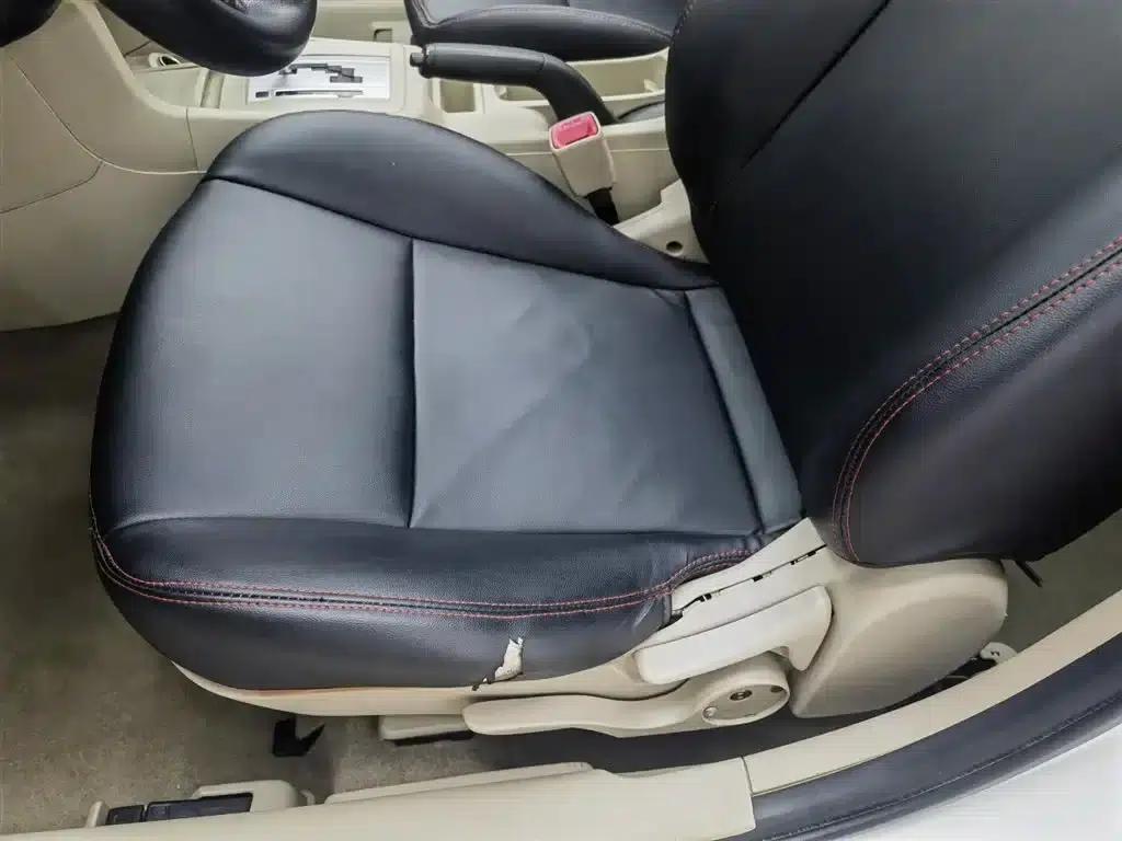 Lancer EX 2012 Lunar New Year Edition 1.8L CVT Comfort — миниатюра 20