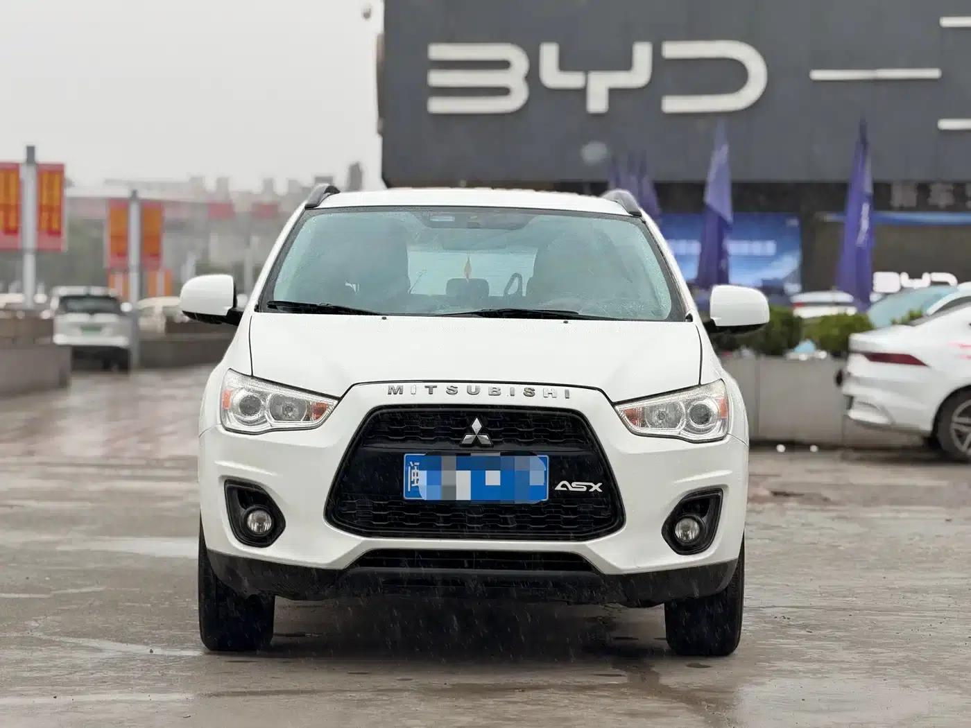 2013 ASX 2.0L CVT 2WD Elite Edition — миниатюра 2