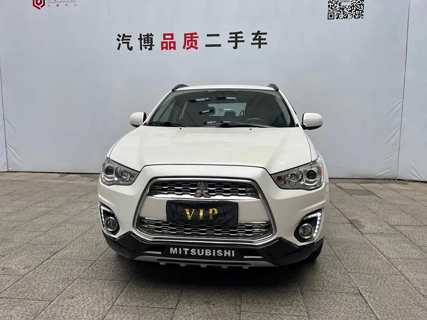 2013 ASX 2.0L CVT 2WD Elite Edition — миниатюра 2