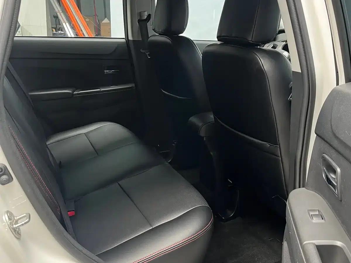 2013 ASX 2.0L CVT 2WD Elite Edition — миниатюра 11