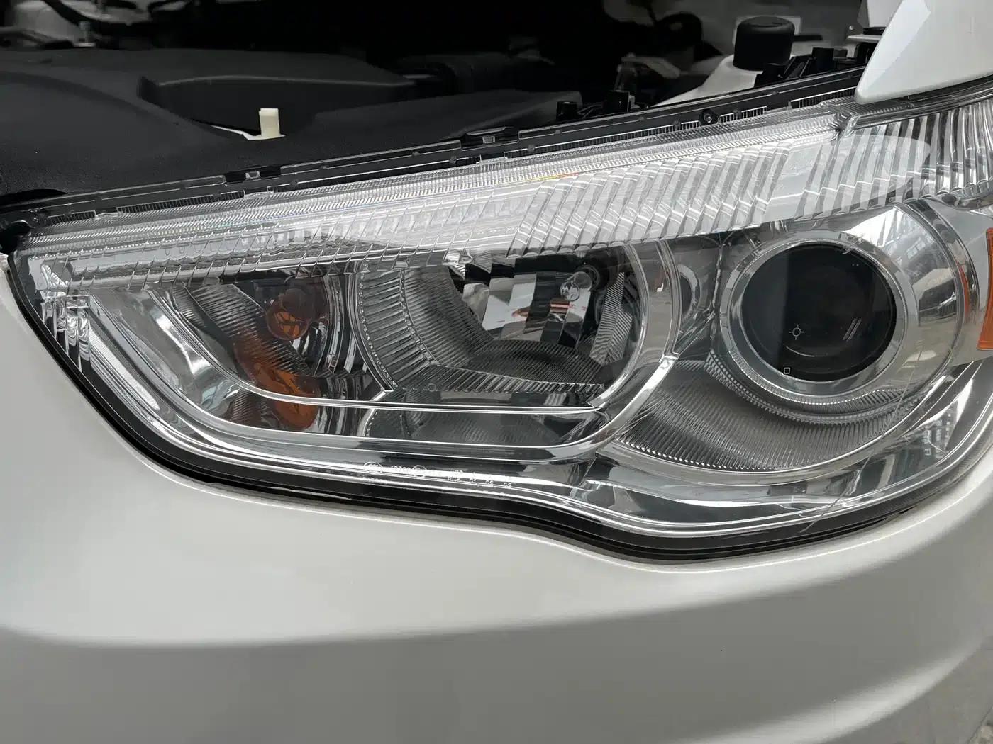 2013 ASX 2.0L CVT 2WD Elite Edition — миниатюра 14