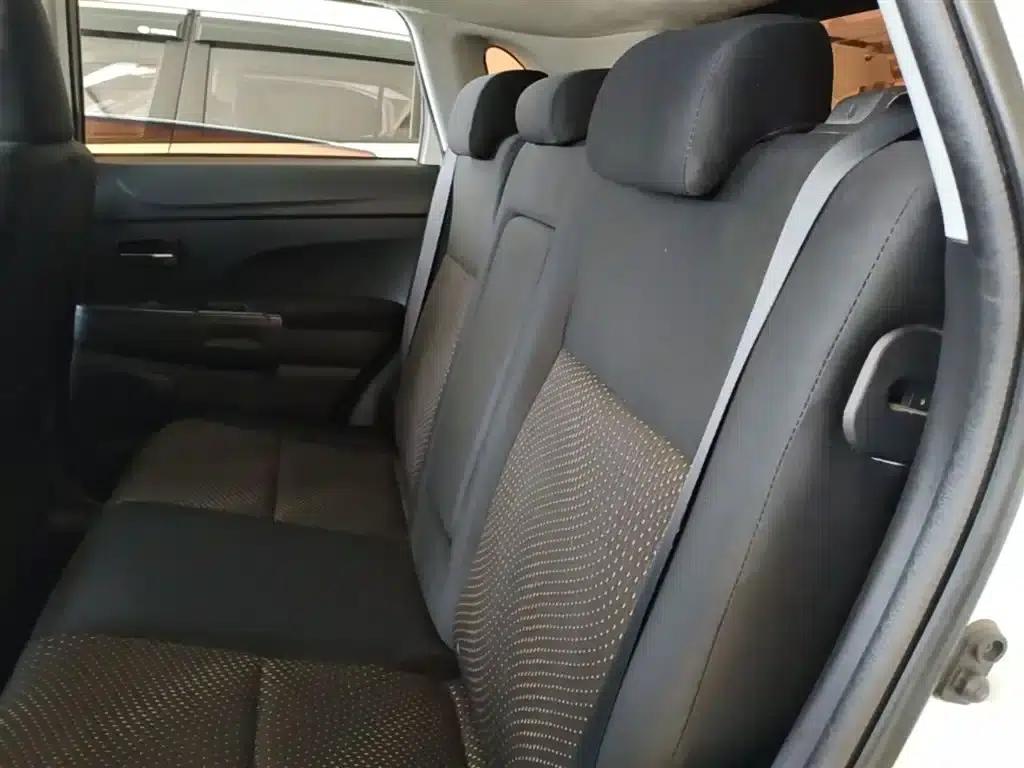 2013 ASX 2.0L CVT 2WD Elite Edition — миниатюра 17