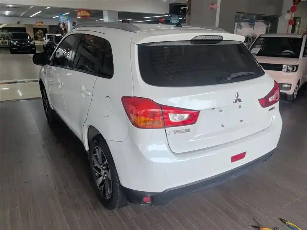 2020 ASX 2.0L CVT Smart Edition — миниатюра 5