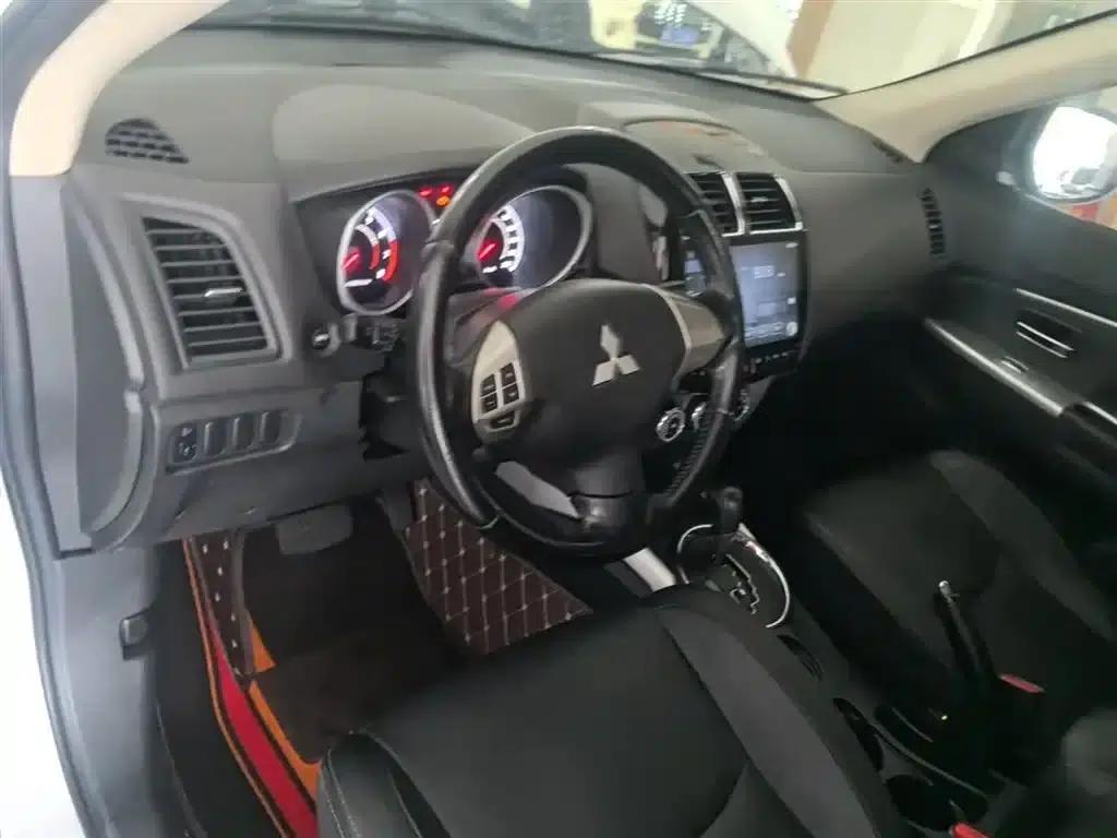 2020 ASX 2.0L CVT Smart Edition — миниатюра 10