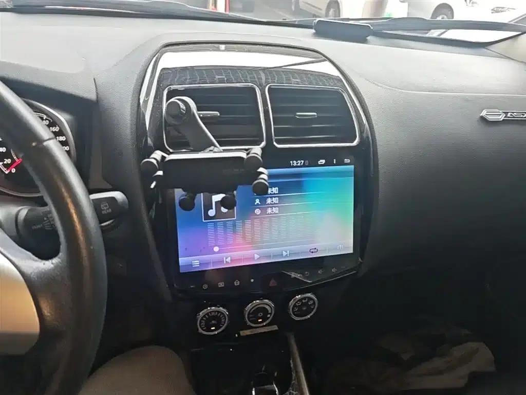 2018 ASX 2.0L CVT 2WD Premium Edition — миниатюра 13
