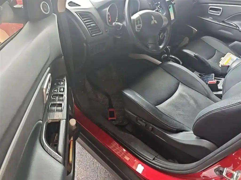 2018 ASX 2.0L CVT 2WD Premium Edition — миниатюра 16