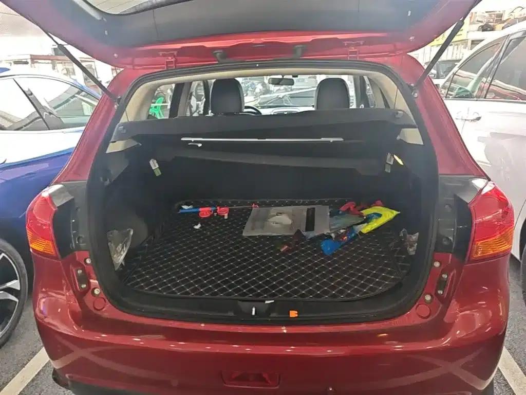 2018 ASX 2.0L CVT 2WD Premium Edition — миниатюра 19