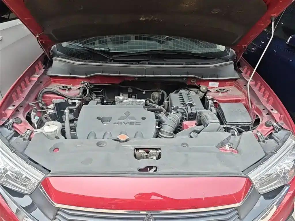 2018 ASX 2.0L CVT 2WD Premium Edition — миниатюра 20