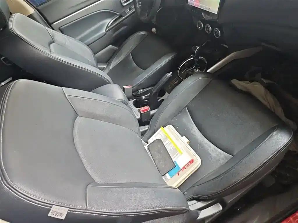 2018 ASX 2.0L CVT 2WD Premium Edition — миниатюра 25