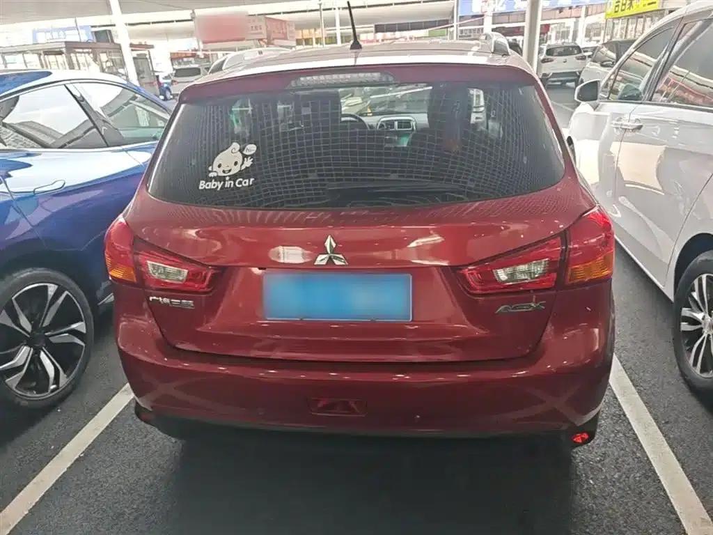 2018 ASX 2.0L CVT 2WD Premium Edition — миниатюра 6