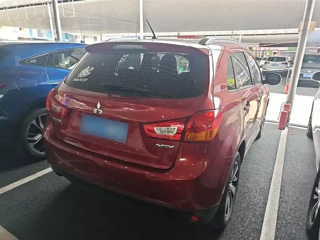 2018 ASX 2.0L CVT 2WD Premium Edition — миниатюра 7