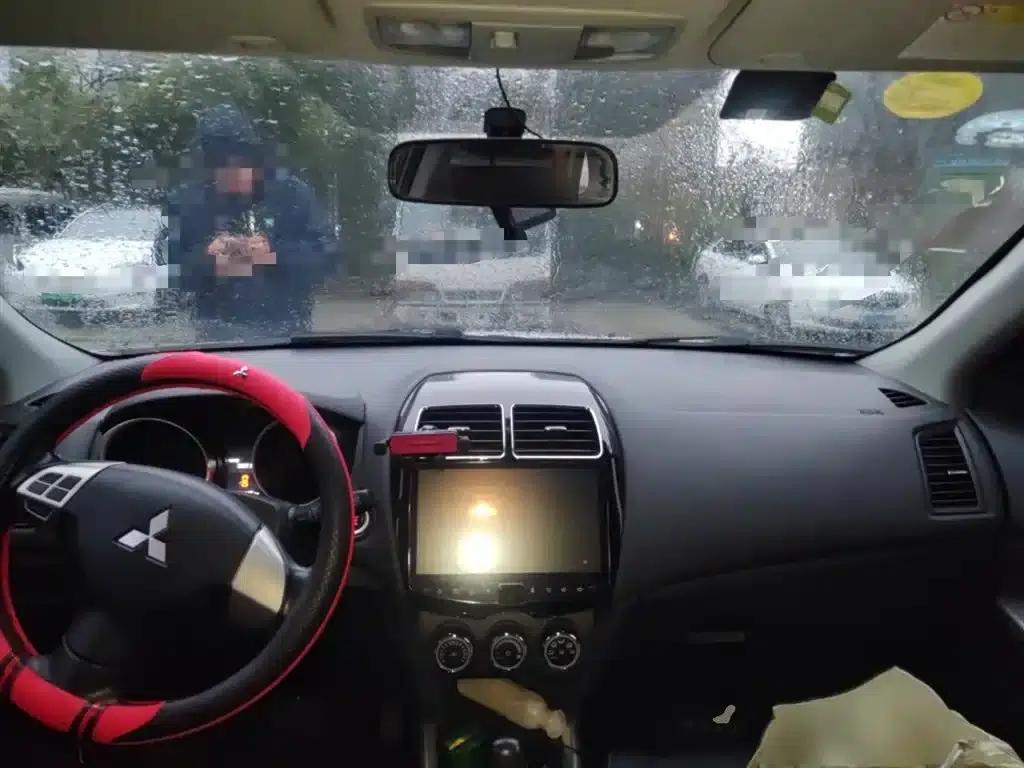 2016 ASX 2.0L CVT 2WD Navigator Edition — миниатюра 13