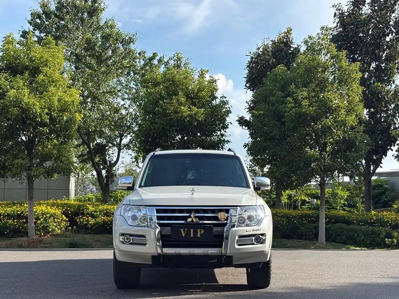 2019 Pajero V97 (Imported) 3.8L Middle East Version — миниатюра 2