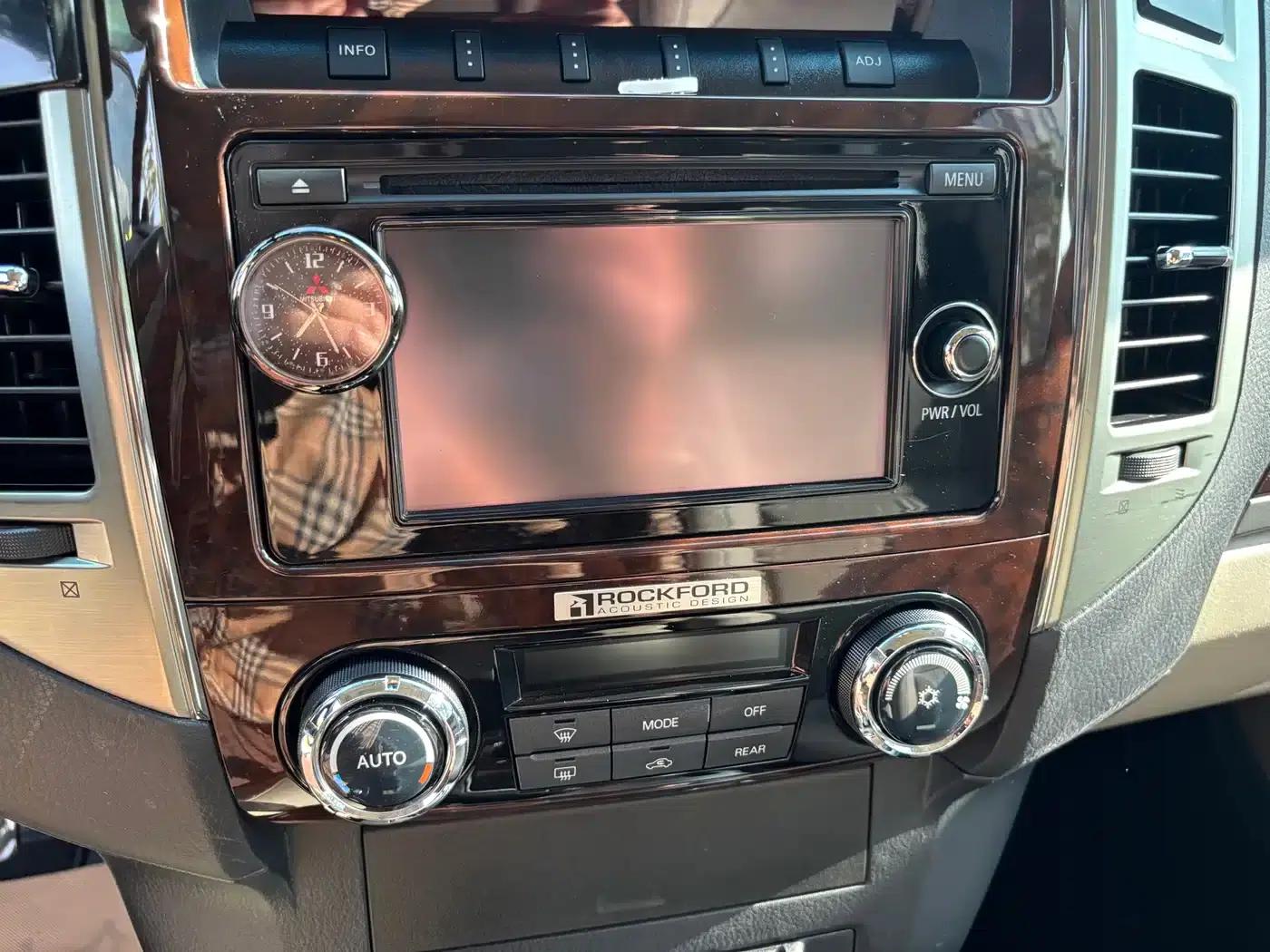 2019 Pajero V97 (Imported) 3.8L Middle East Version — миниатюра 13