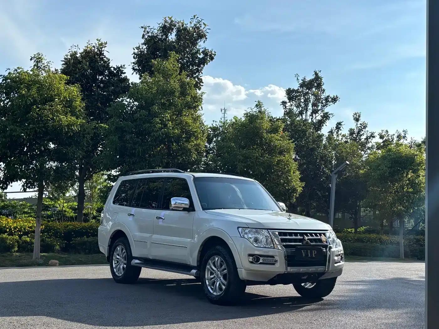 2019 Pajero V97 (Imported) 3.8L Middle East Version — миниатюра 3
