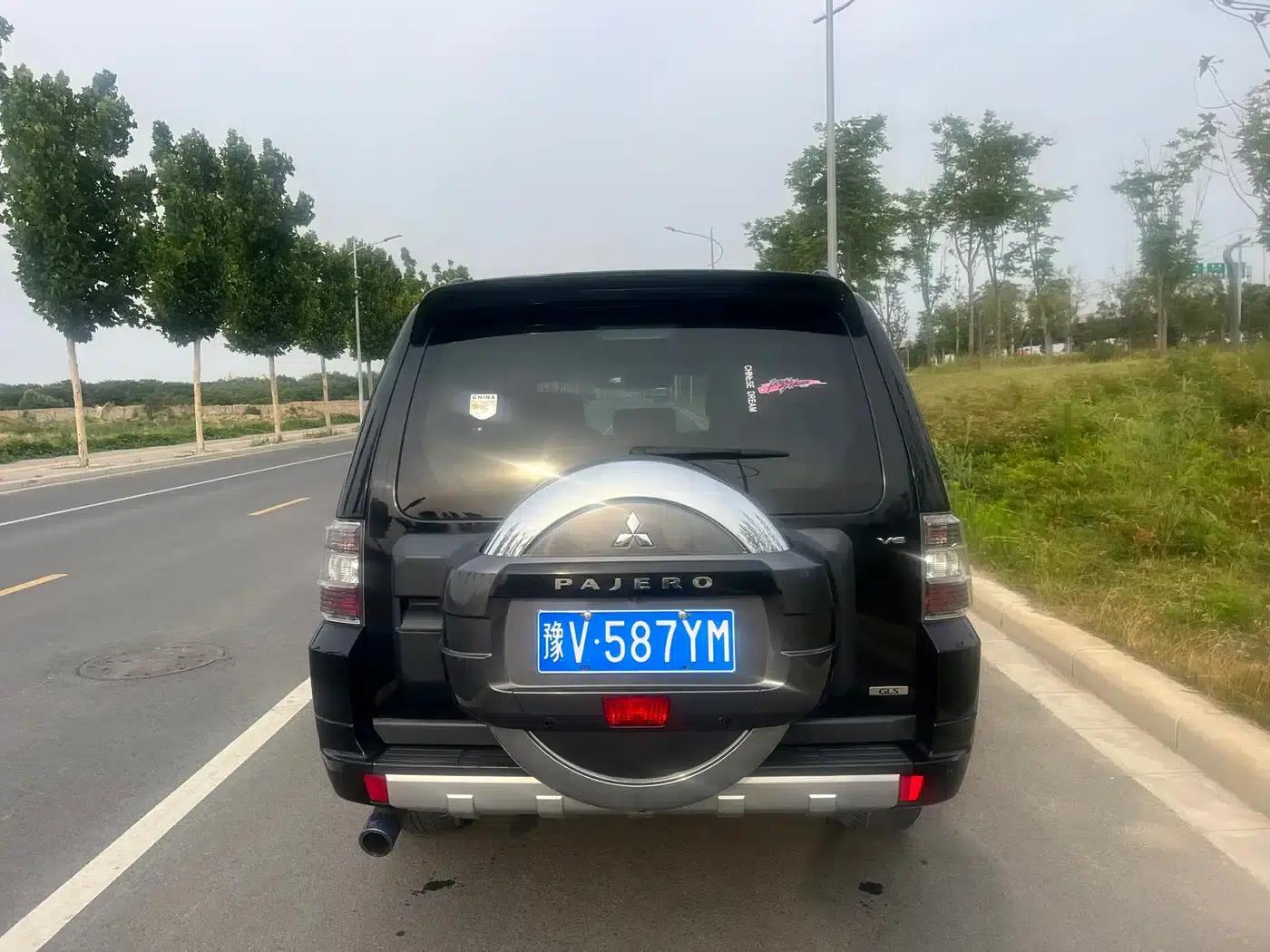 2016 Pajero (Imported) 3.0L Automatic Luxury Edition (National IV Emission Standard) — миниатюра 7