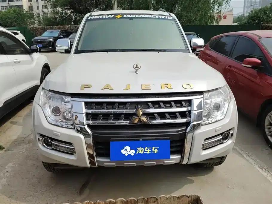 2019 Pajero (Imported) 3.8L Automatic — миниатюра 2