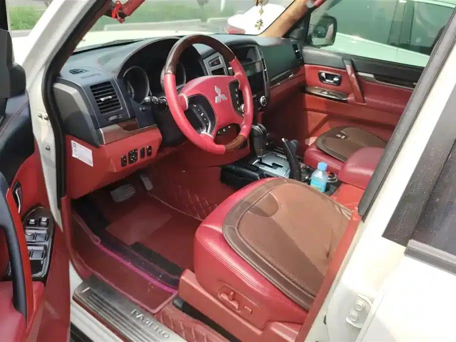 2019 Pajero (Imported) 3.8L Automatic — миниатюра 9