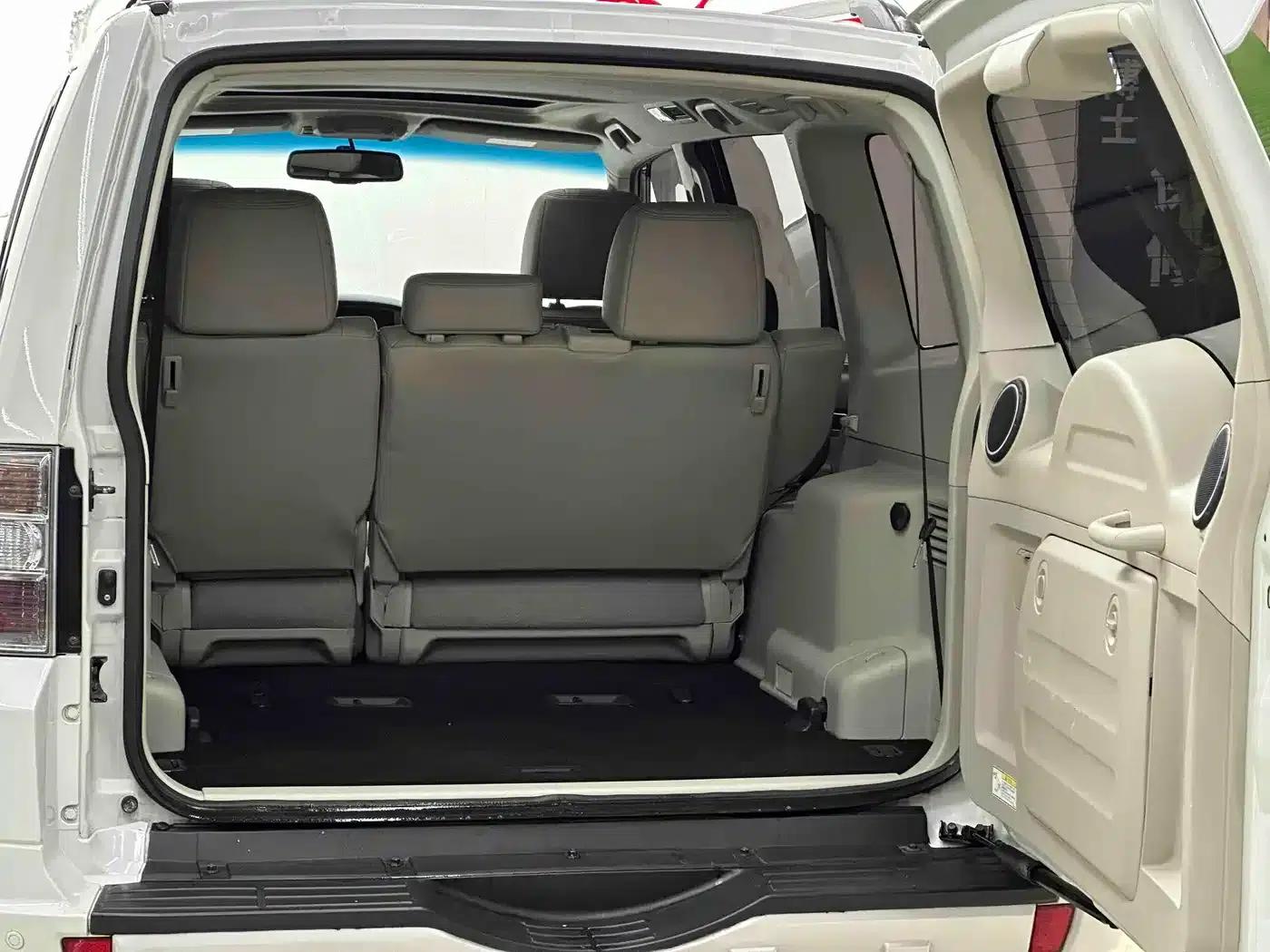 2018 Pajero V97 (Imported) 3.8L GLS Middle East Version — миниатюра 7