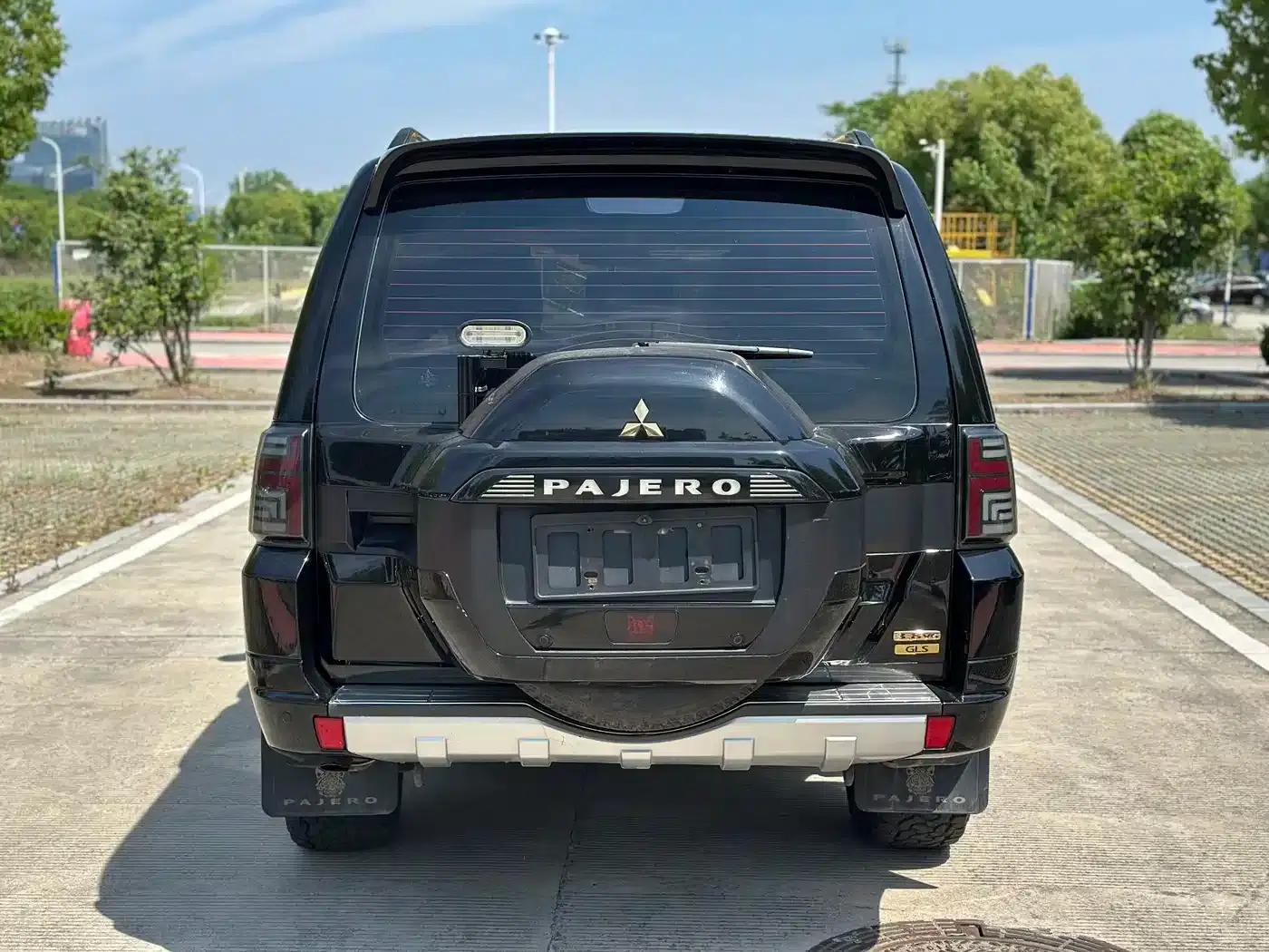 2018 Pajero V97 (Imported) 3.8L Middle East Version — миниатюра 6