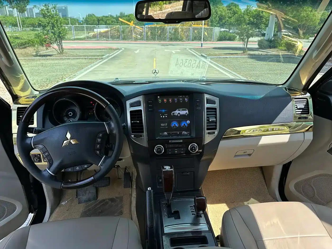 2018 Pajero V97 (Imported) 3.8L Middle East Version — миниатюра 9