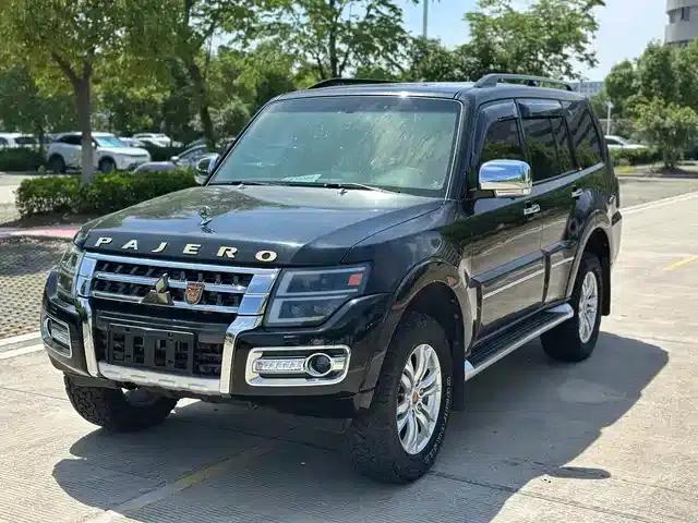 2018 Pajero V97 (Imported) 3.8L Middle East Version