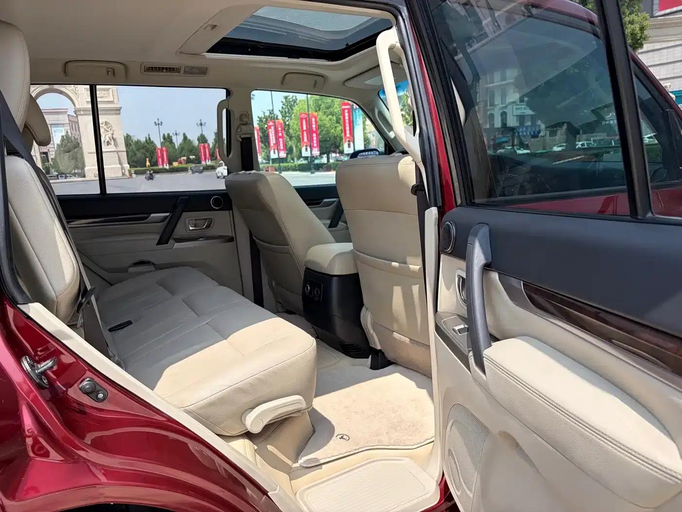 2018 Pajero (Imported) V97 3.8L Automatic — миниатюра 8