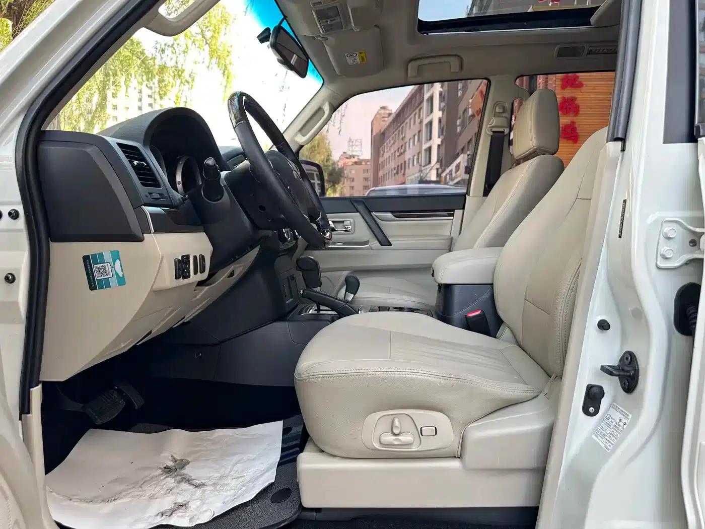 2019 Pajero V97 (Imported) 3.8L Middle East Version — миниатюра 13