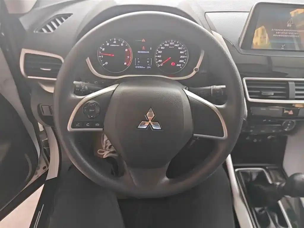Eclipse Cross 2018 1.5T Manual 2WD Youth Edition — миниатюра 11