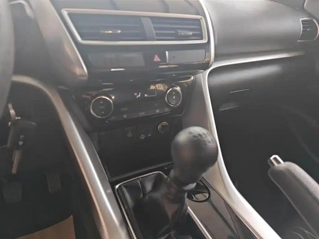 Eclipse Cross 2018 1.5T Manual 2WD Youth Edition — миниатюра 13