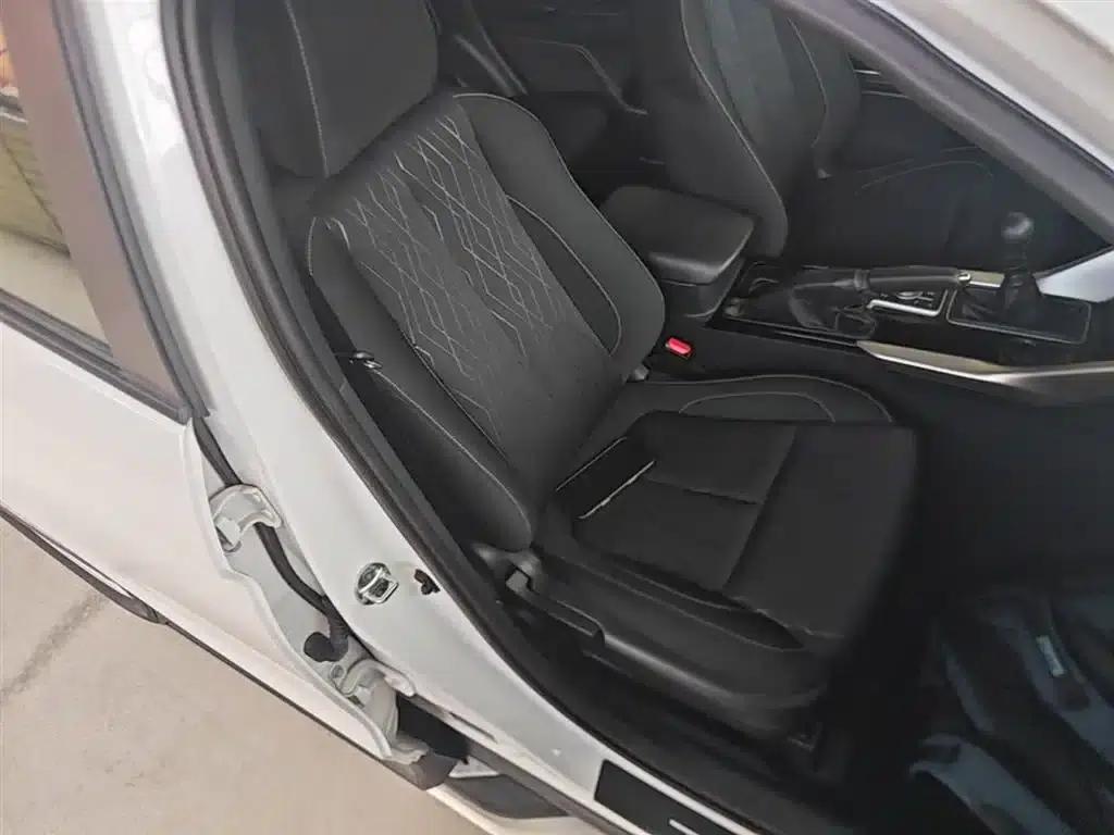 Eclipse Cross 2018 1.5T Manual 2WD Youth Edition — миниатюра 25