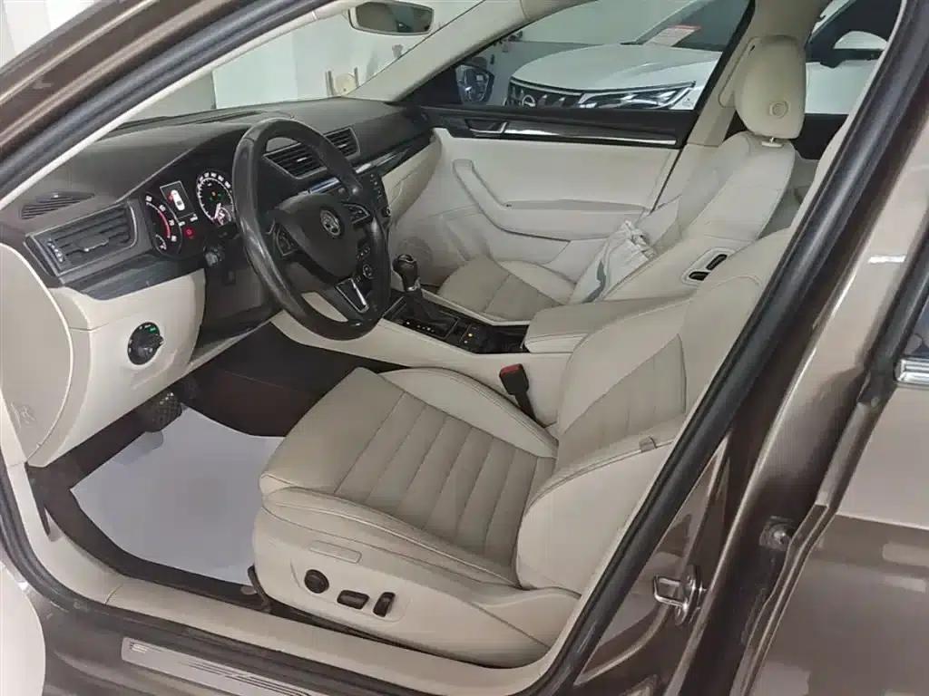 Superb 2016 TSI330 DSG Smart Edition — миниатюра 15