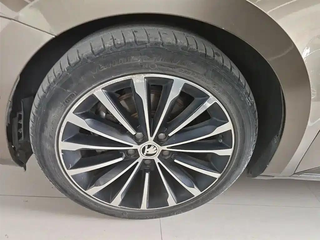 Superb 2016 TSI330 DSG Smart Edition — миниатюра 23