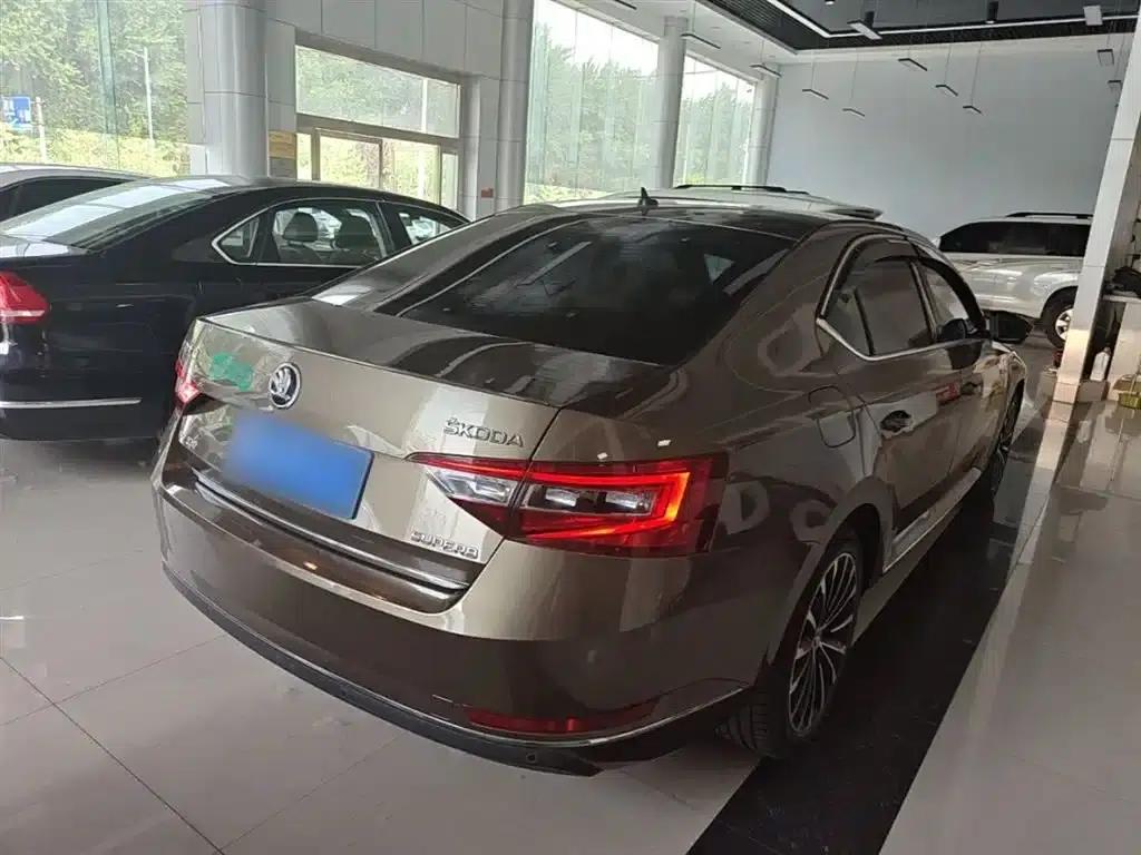 Superb 2016 TSI330 DSG Smart Edition — миниатюра 7