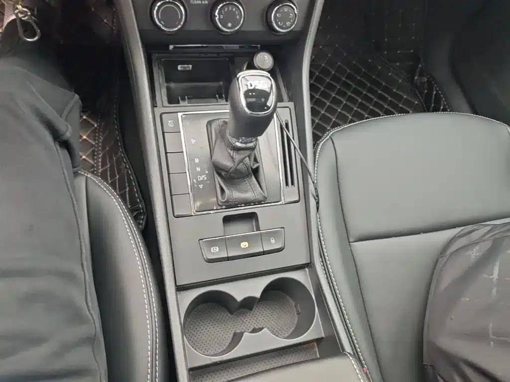 Superb 2013 1.8TSI Automatic Elite Edition — миниатюра 14