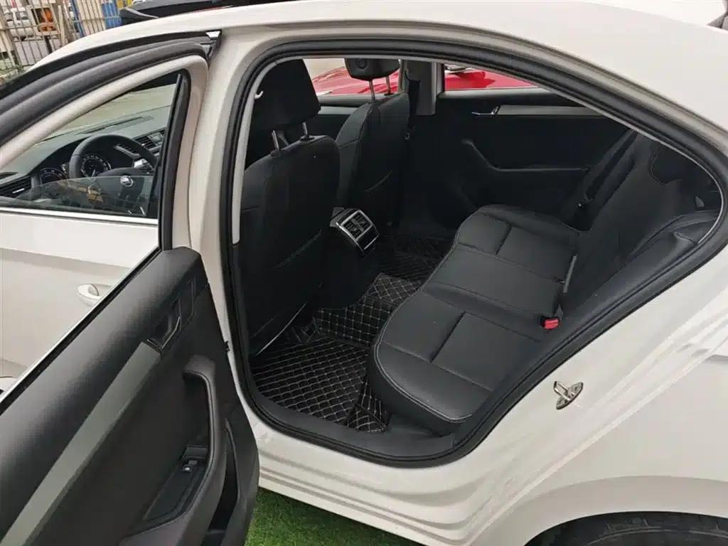 Superb 2013 1.8TSI Automatic Elite Edition — миниатюра 17