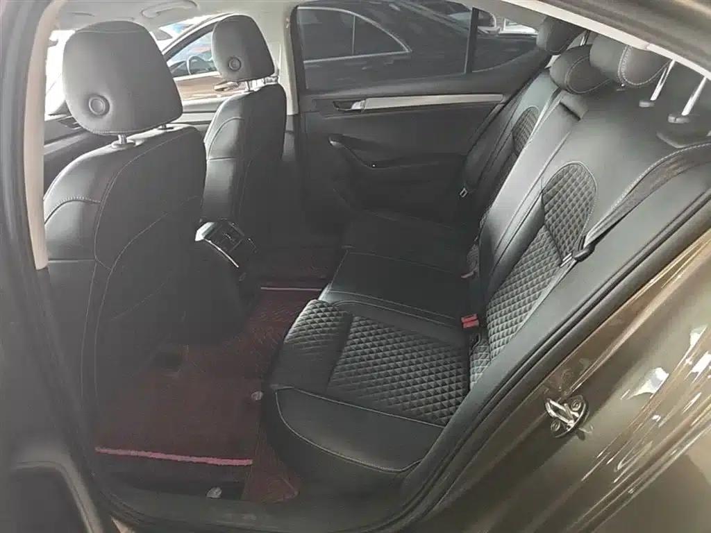 Superb 2019 TSI280 DSG Comfort Edition — миниатюра 17