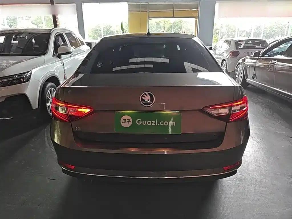 Superb 2019 TSI280 DSG Comfort Edition — миниатюра 6