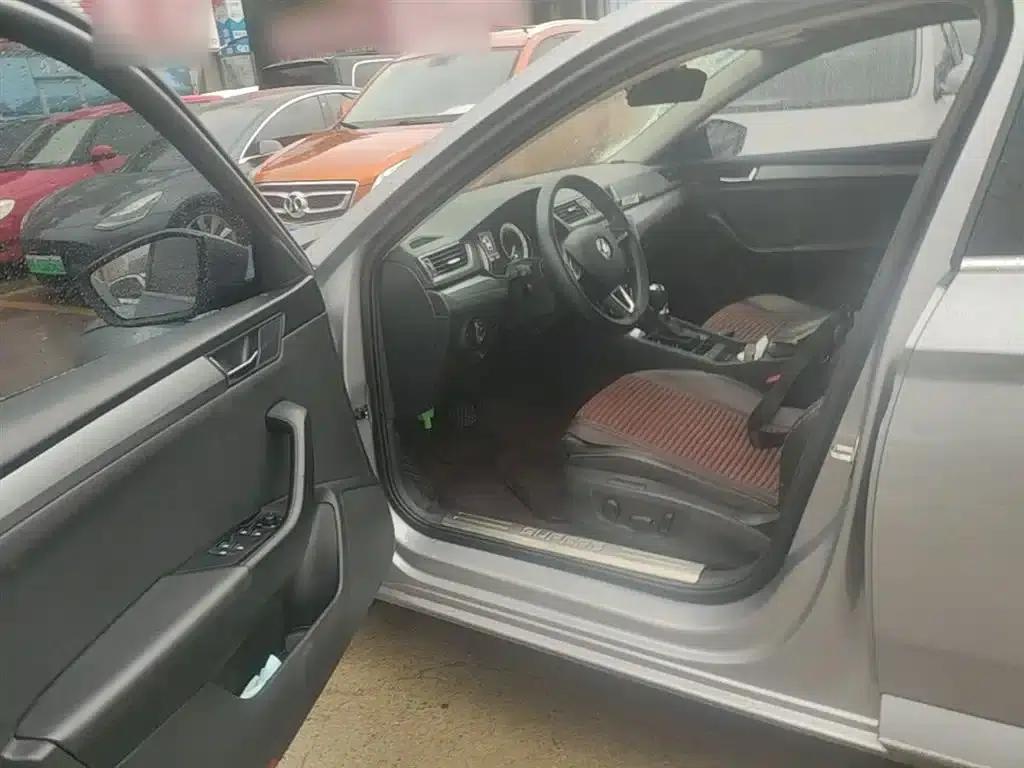 Superb 2018 TSI280 DSG Comfort Edition (National V Emission Standard) — миниатюра 16