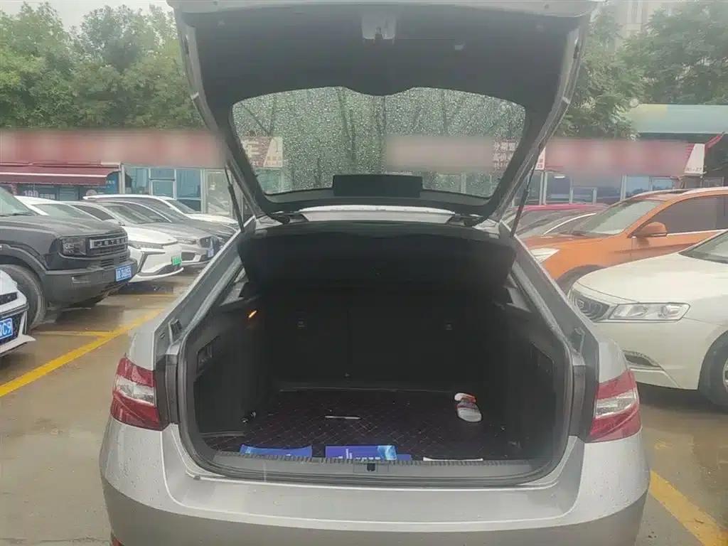 Superb 2018 TSI280 DSG Comfort Edition (National V Emission Standard) — миниатюра 19