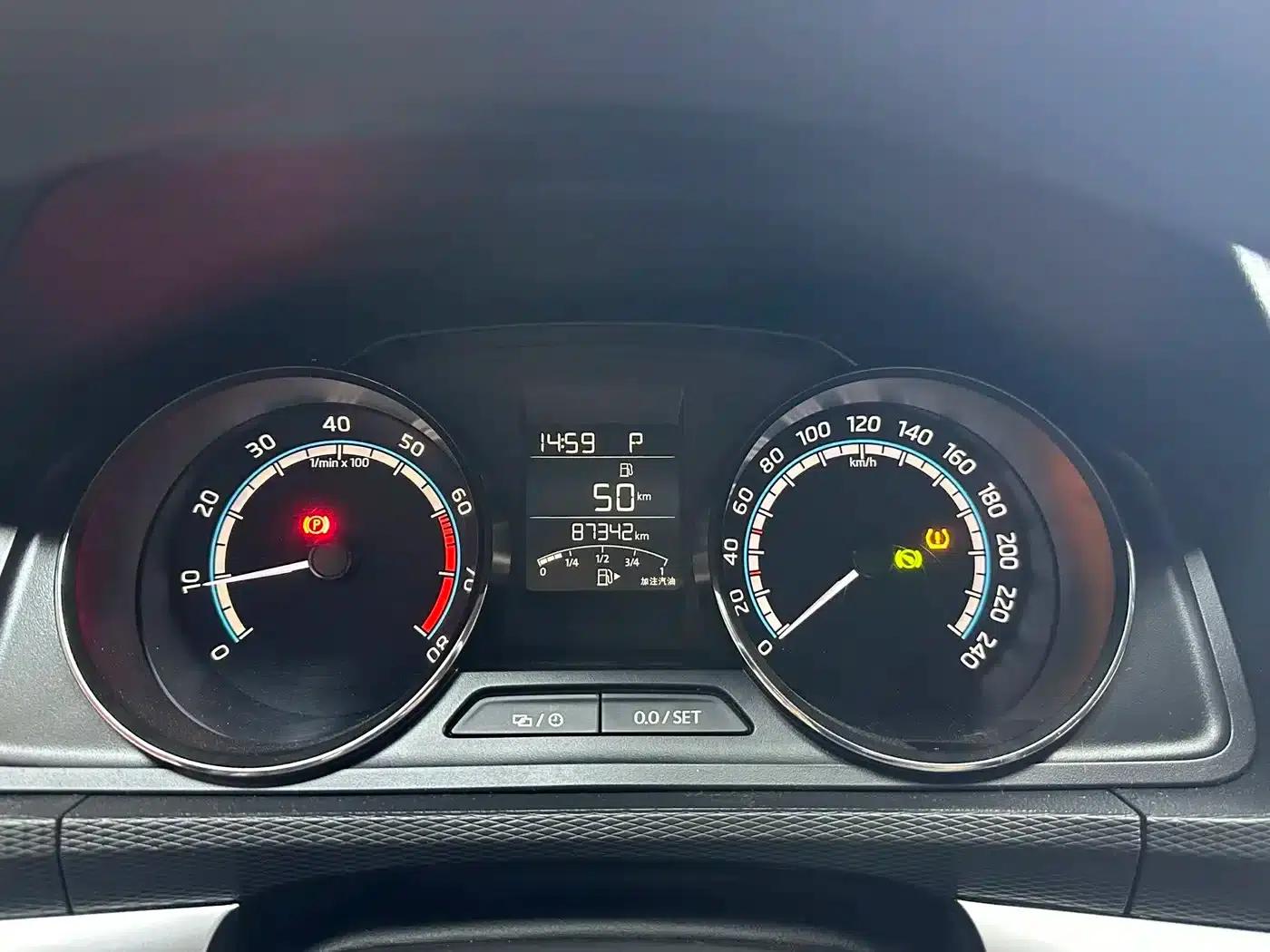 2021 Kamiq 1.5L Automatic Comfort Edition — миниатюра 11