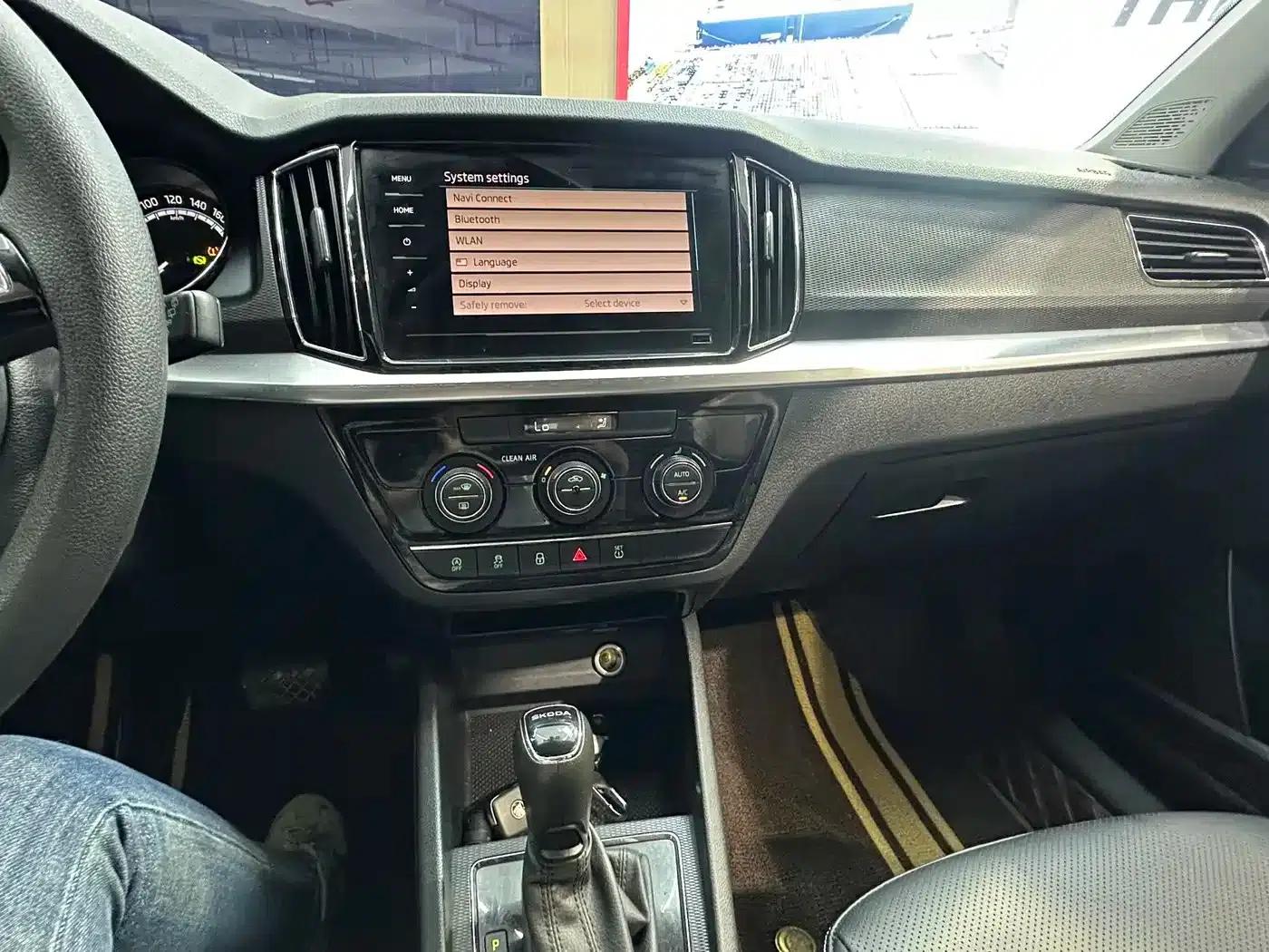 2021 Kamiq 1.5L Automatic Comfort Edition — миниатюра 12